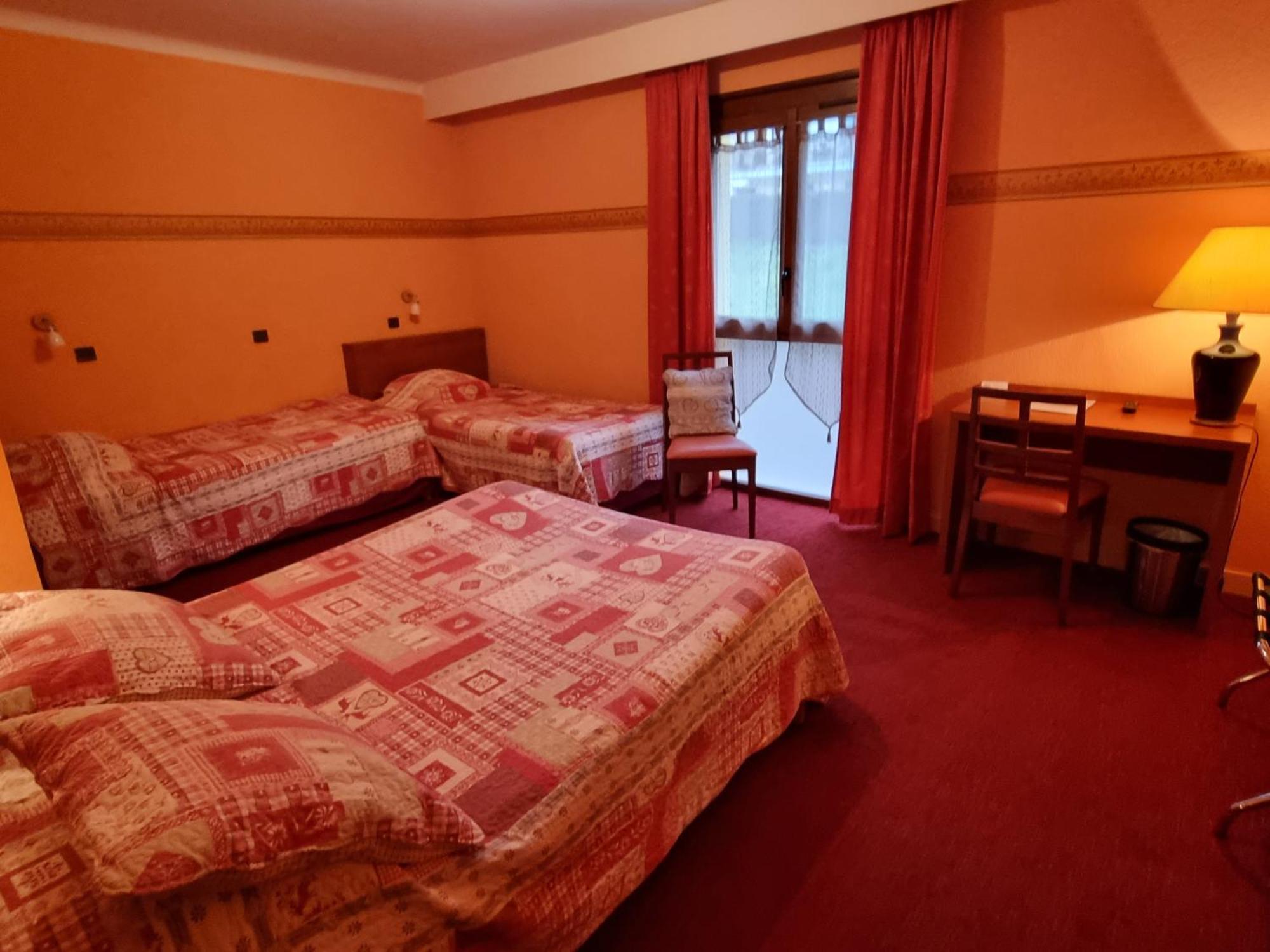 Hotel Bellevue Ayse ภายนอก รูปภาพ
