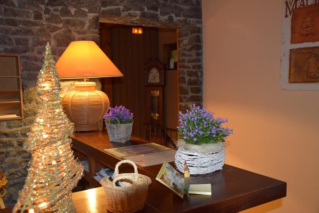 Hotel Bellevue Ayse ภายนอก รูปภาพ